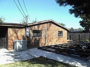 2nd image of 2157 Lakeview Dr
