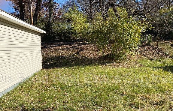 4th image of 2102 Piccadilly Ave