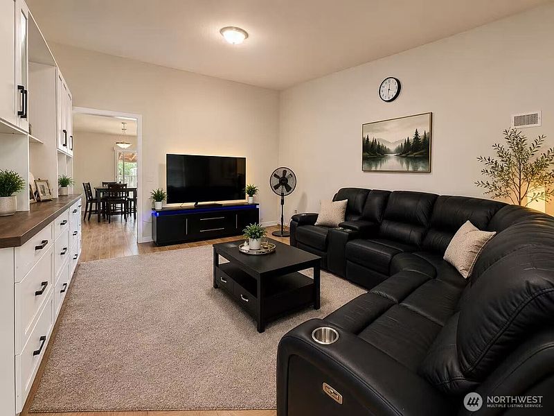 2nd image of 12503 SE 259th Place