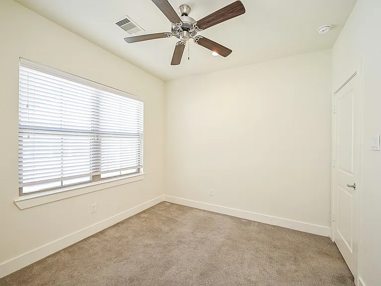 1106 Fuschia Rd — Photo 21