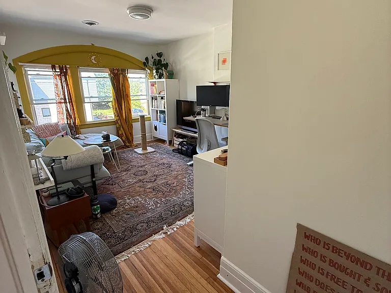 8020 John R St — Photo 6