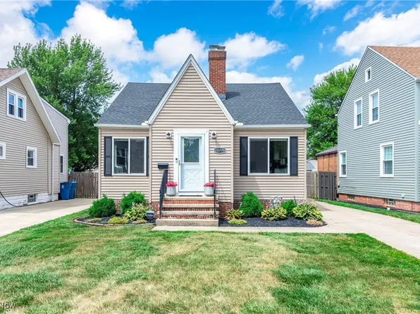 20778 Woodstock Ave, Fairview Park, OH 44126