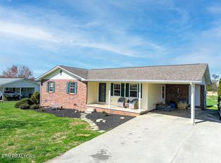 141 Oliver Dr, Madisonville, TN 37354