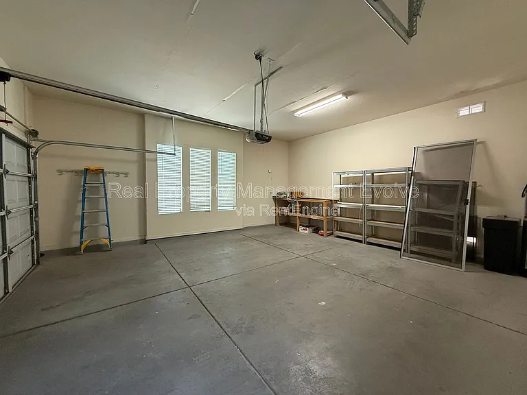 281 W Flamingo Dr — Photo 38