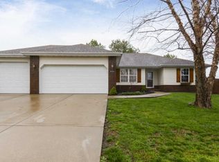 4707 W University St, Springfield, MO 65802