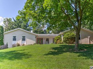 2100 Sycamore Dr, Harrisburg, PA 17112