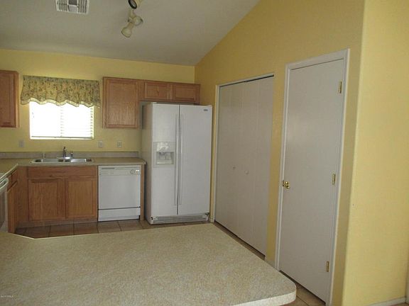 3rd image of 6525 E Garden Stone Dr