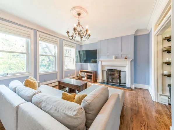 245 3rd St APT 2, Jersey City, NJ 07302