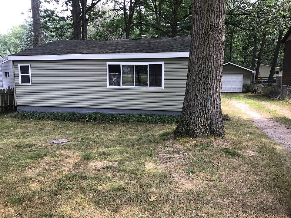 1st image of 230 Tudor Dr