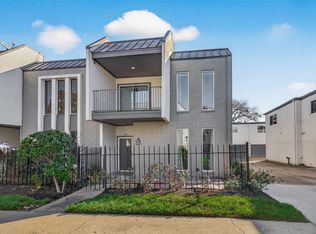 1300 Augusta Dr APT 18, Houston, TX 77057