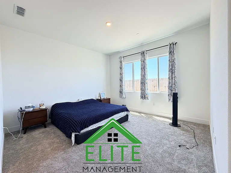 12712 Toucan Cir — Photo 9