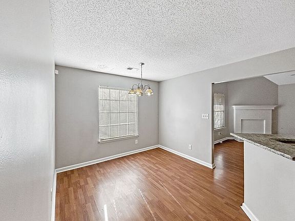 4th image of 7135 Mirage Ln