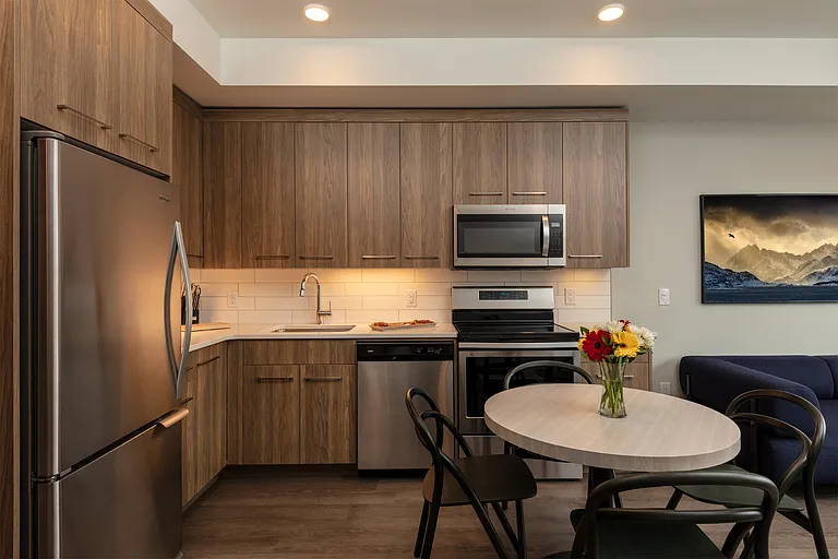 1 bed, 1.0 bath, 564 sqft, $1,900 — Photo 4