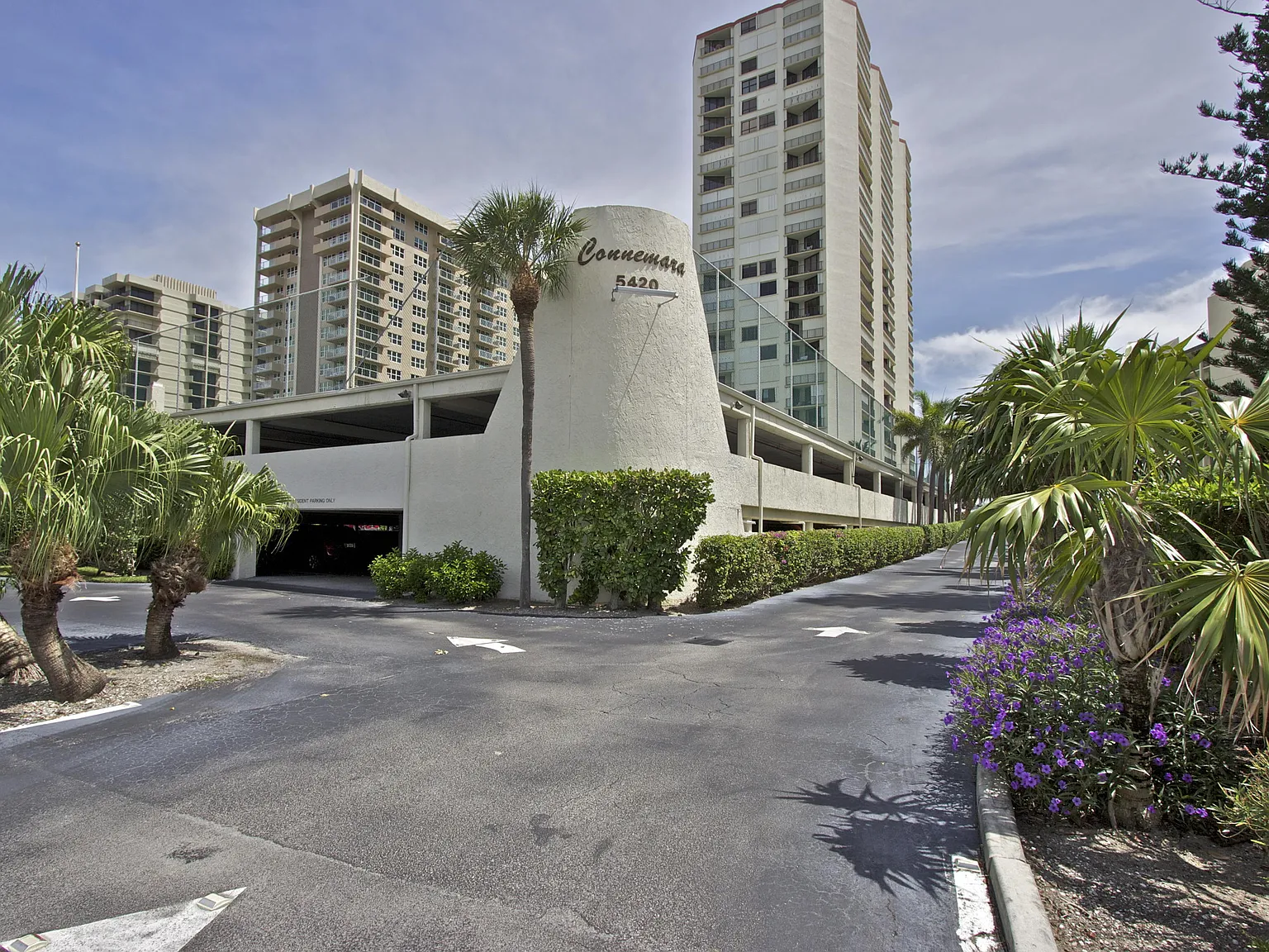 2 bed, 2.0 bath, 1457 sqft, $6,000 — Photo 4