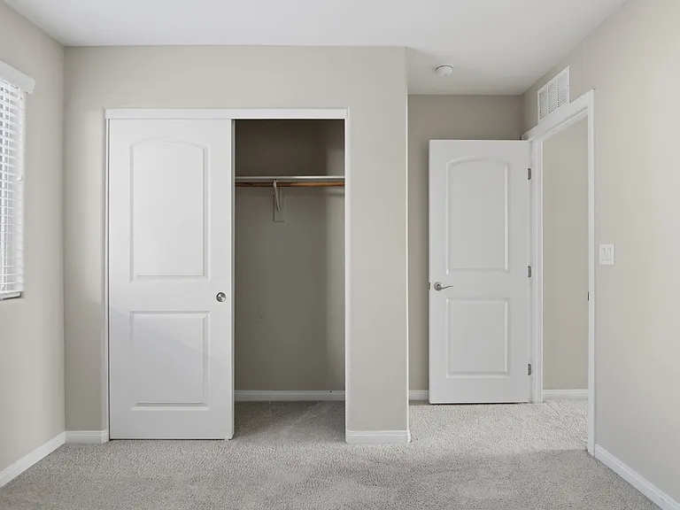 3158 Molinos Dr — Photo 33