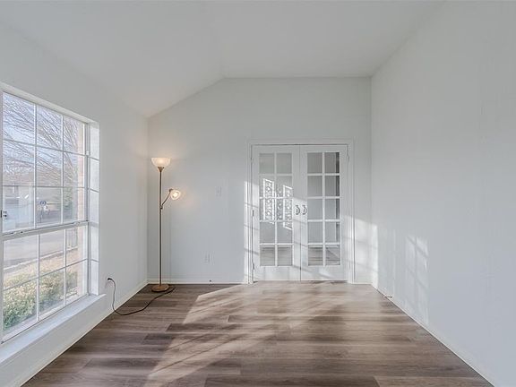 5th image of 5918 Sasaki Way