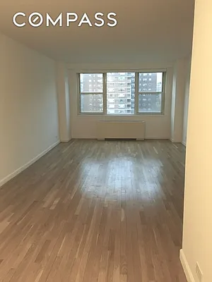 Rented by Compass | media 12