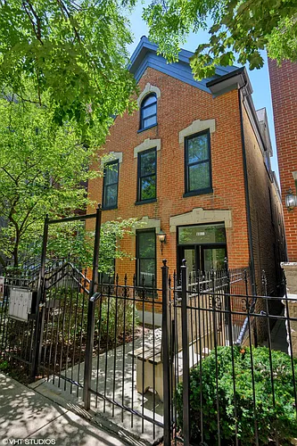 1054 N Marshfield Ave #2R Photo 1