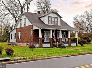 8905 Center St, Manassas, VA 20110
