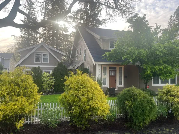 10040 SW 90th Ave, Portland, OR 97223