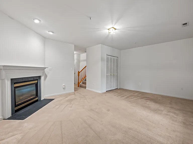 48 Winterberry Ct — Photo 31