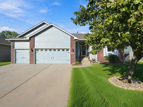 2419 S Westgate St, Wichita, KS 67215