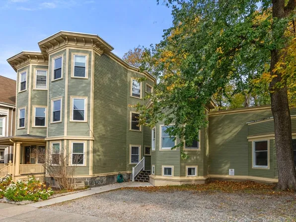 26 Tower St, Boston, MA 02130