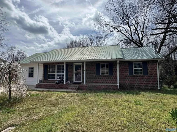 1017 Edgemont St, Albertville, AL 35950