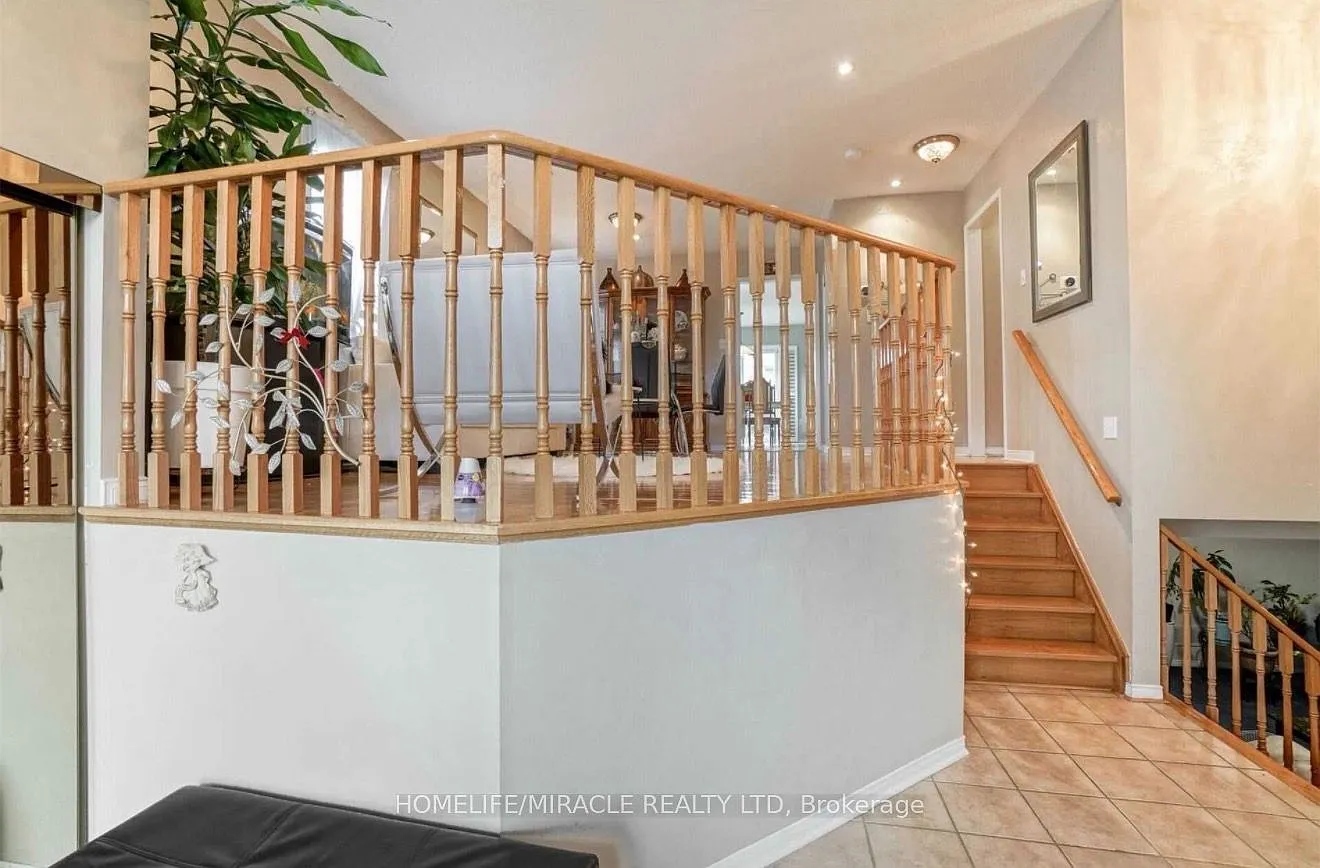 3 bed, $3,200 — Photo 4
