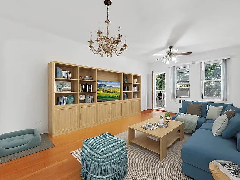 1620 Avenue I #101 — Photo 2