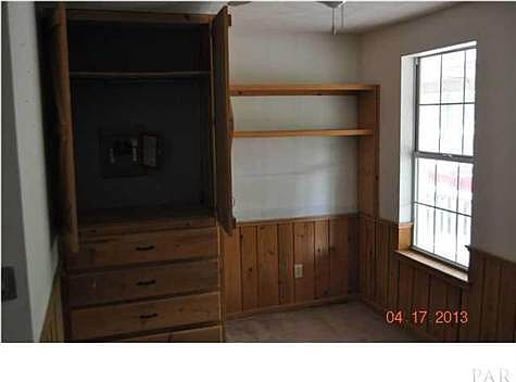 5th image of 1559 Skelton St