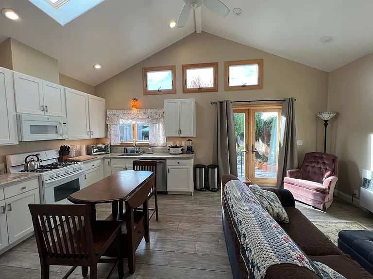 169 Marie Way — Photo 13