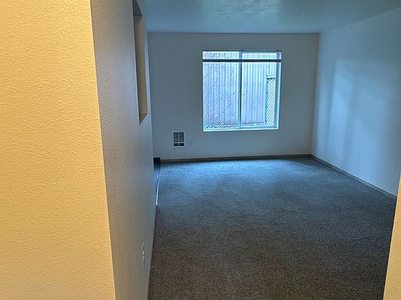 3rd image of 1060-1074 W Ida St #337-1062