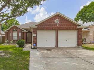 10431 N Fallen Bough Dr, Houston, TX 77041