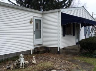 120 Saint John Ave, Niles, OH 44446