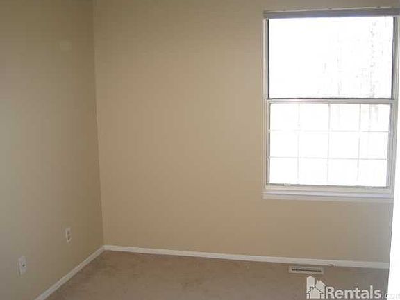 5th image of 1469 Mariner Dr #109