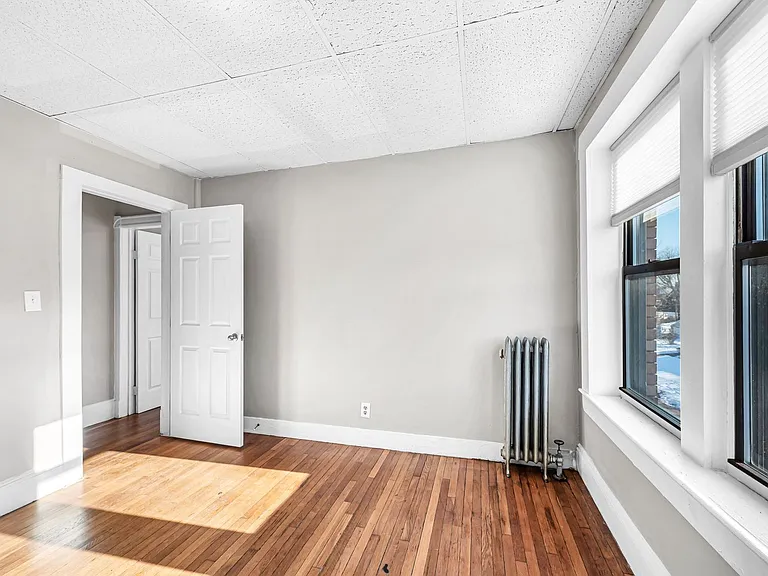 92 Woodside Terrace — Photo 23