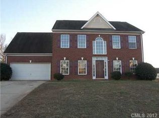 7702 Shiny Meadow Ln, Charlotte, NC 28215