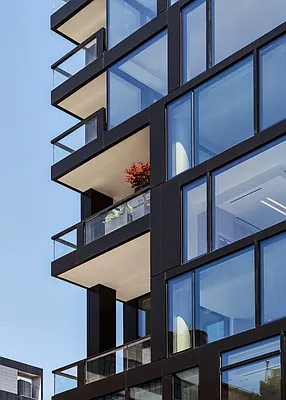 Sold by Reuveni LLC | media 8