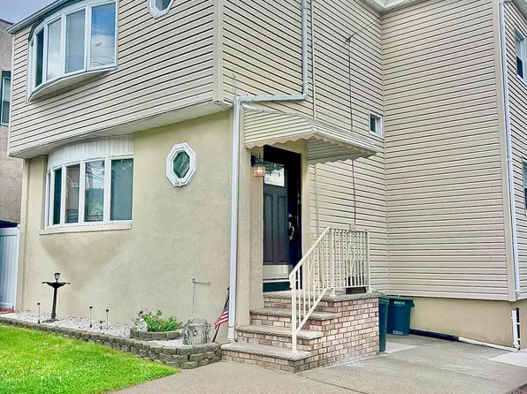 592 Central Ave #2, Carlstadt, NJ 07072
