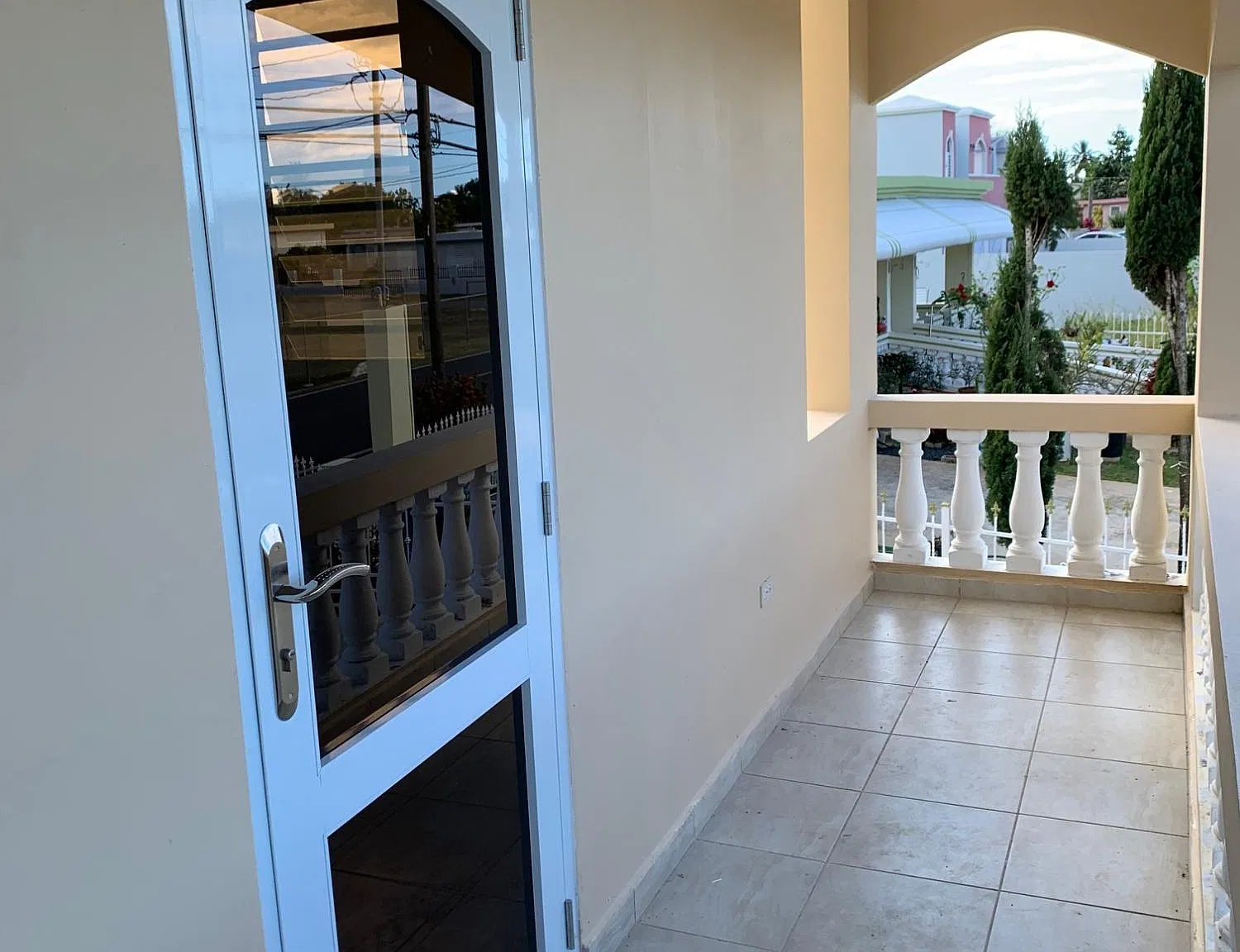 1 bed, 1.0 bath, 800 sqft, $850 — Photo 2