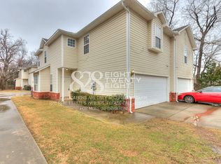 2924 Oak Tree Ave, Norman, OK 73072