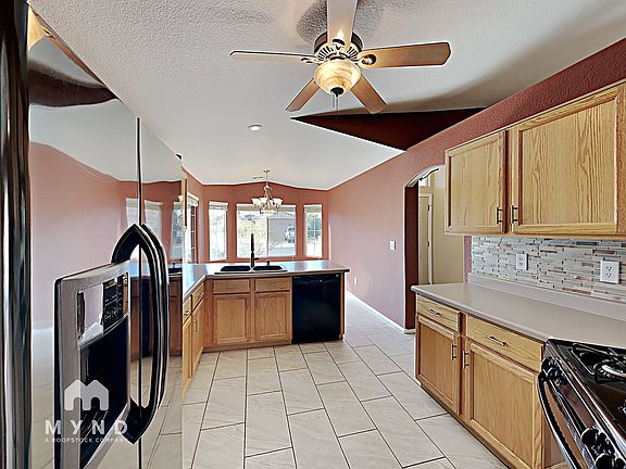 5th image of 2556 W Saguaro Bluffs Dr