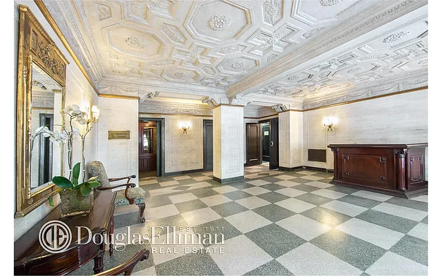 Sold by Douglas Elliman | media 20