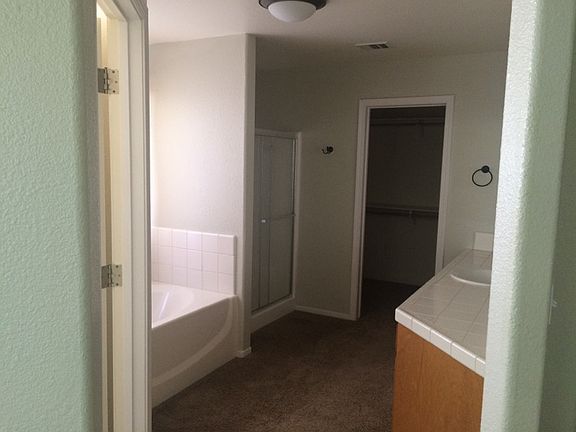 3rd image of 2254 N Glacier Way