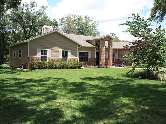 3rd image of 380 Eagle Creek Cir
