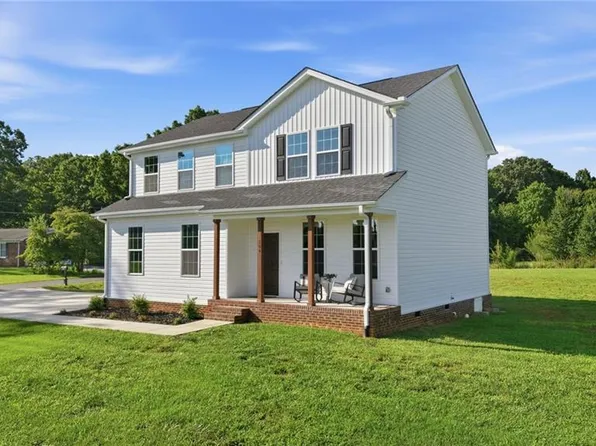 104 S Hemlock Ln, State Road, NC 28676