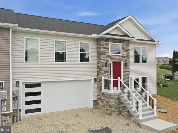 12267 Polktown Rd, Waynesboro, PA 17268