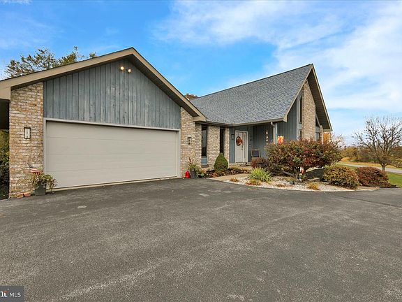 4th image of 1064 Mahlon Dr