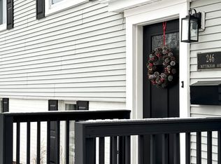 246 Nottingham Ave, Glenview, IL 60025